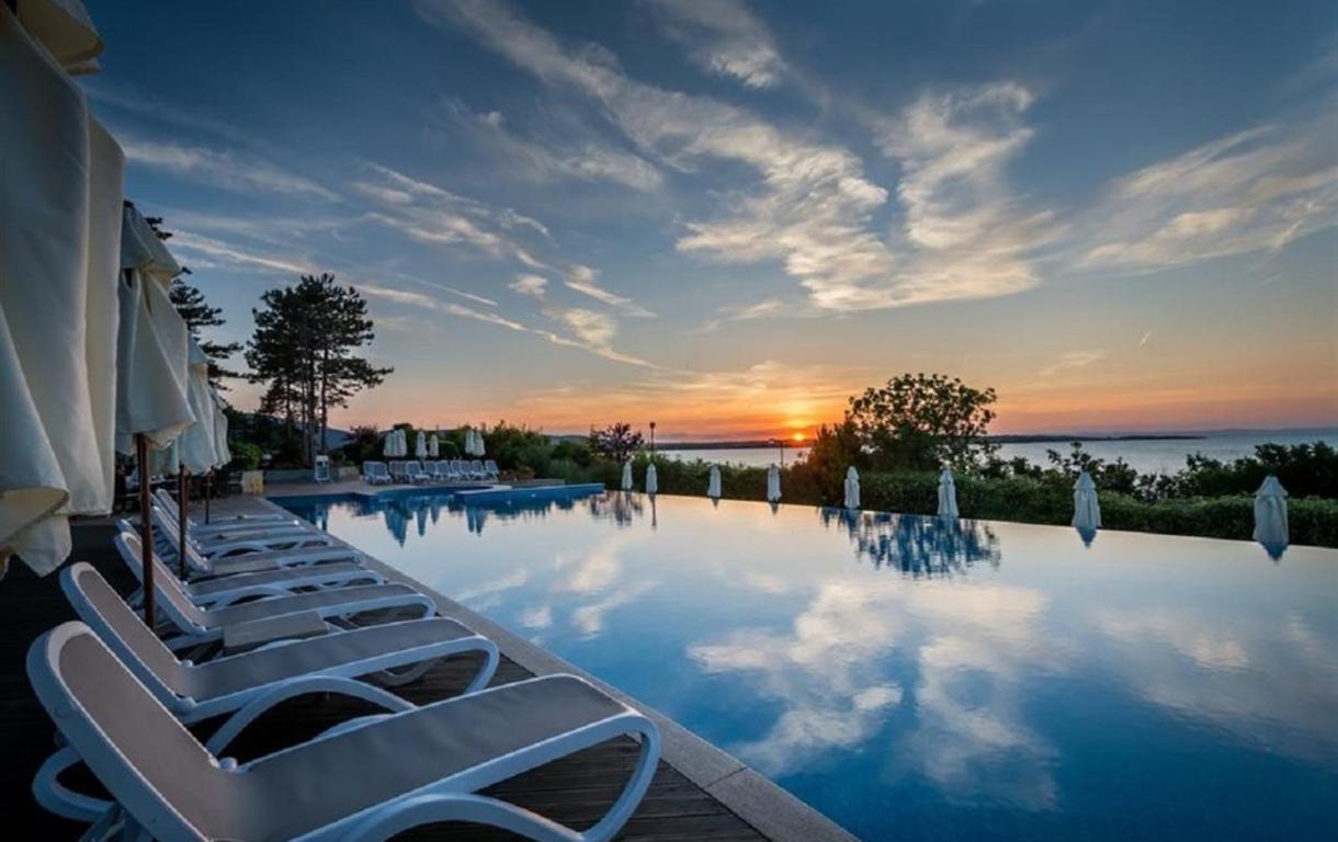 Santa Marina Resort Sozopol - Penthouse With Amazing Sea View Ngoại thất bức ảnh